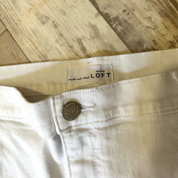 LOFT White Stretch Jean Shorts - Picture 2 of 5